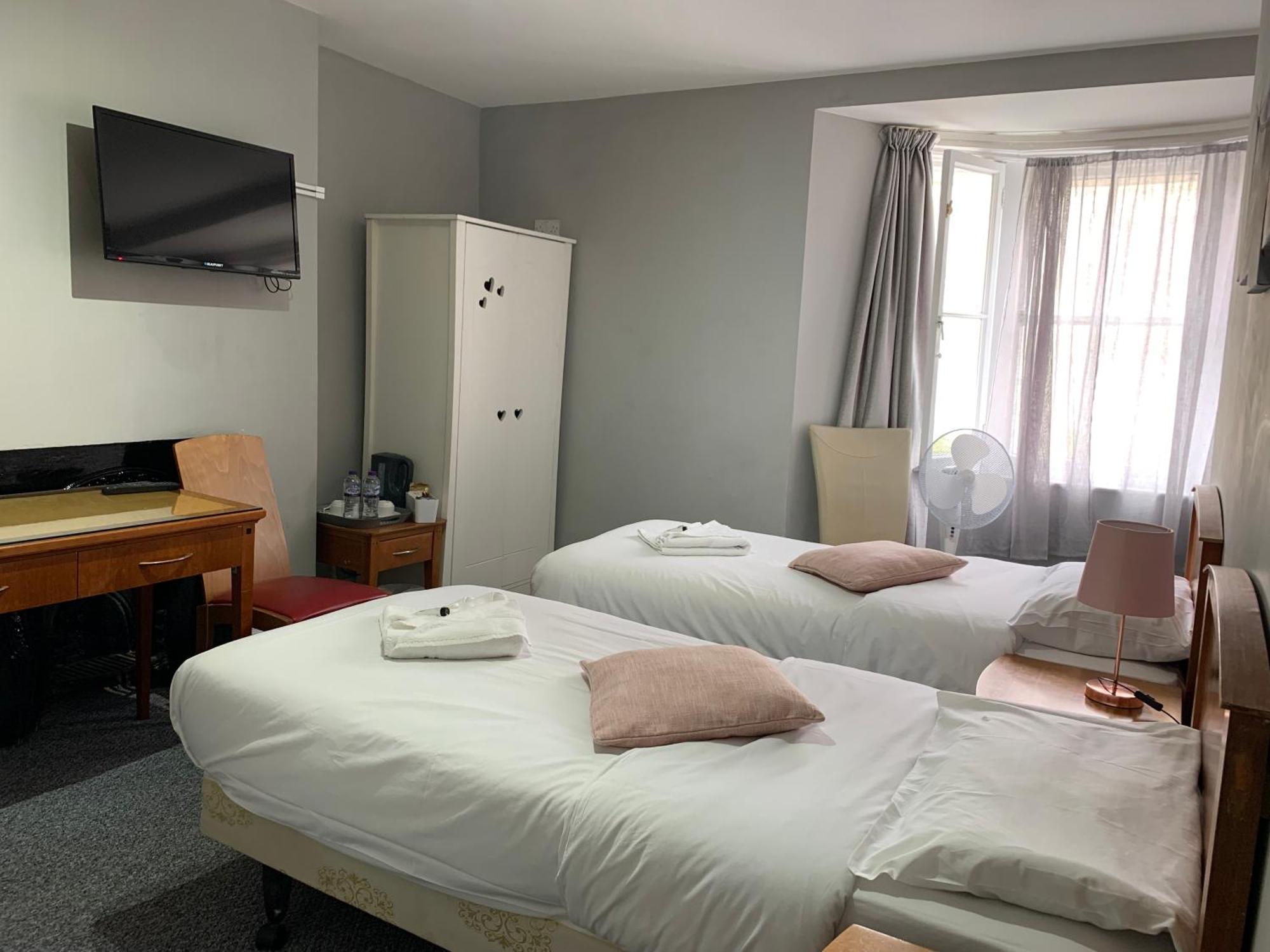 Regent Hotel อีสต์บอร์น ภายนอก รูปภาพ