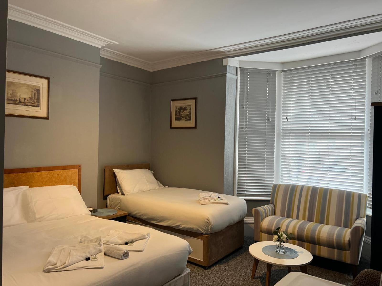 Regent Hotel อีสต์บอร์น ภายนอก รูปภาพ